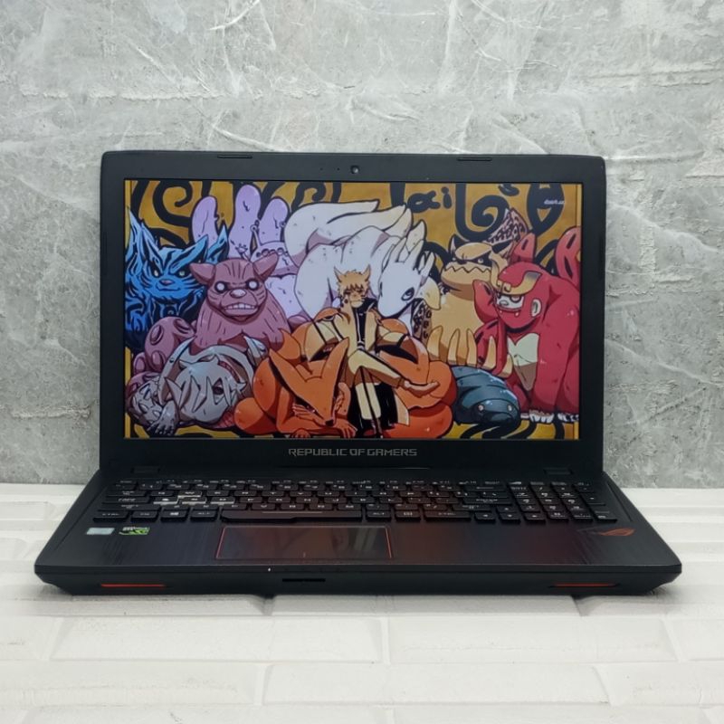 Laptop Asus Rog Strix GL553VD Intel Core i7-7700HQ 8/500Gb GTX 1050