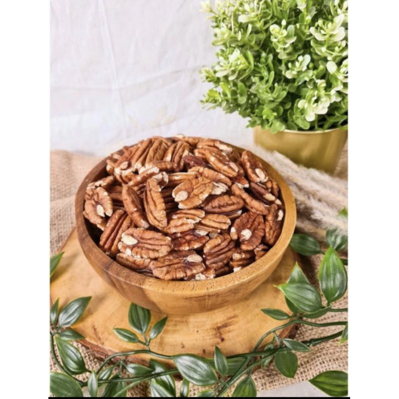 

Roasted Pecan Nuts/Kacang Pecan Panggang Premium Quality 100g/ 250g/500g