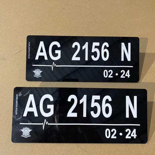 Plat Nomor Motor Akrilik Huruf Timbul Custom