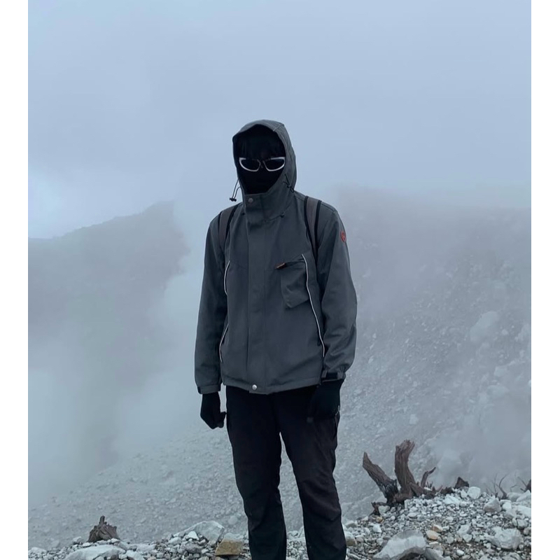 Jaket Gorpcore Humblezing Second