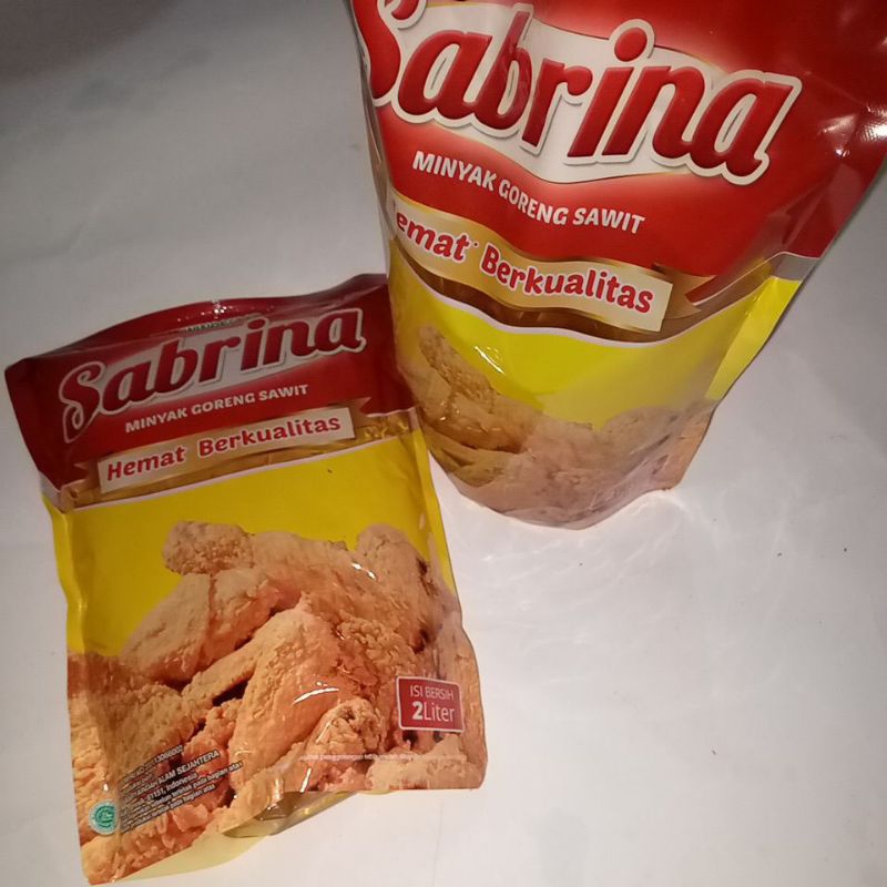 

Sabrina Minyak Goreng Sawit Hemat Berkualitas 2 liter