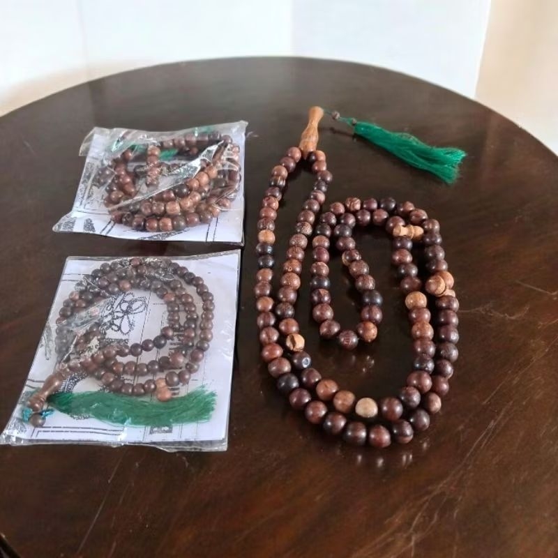Tasbih Gaharu Kalimantan  jaminan Asli 100%