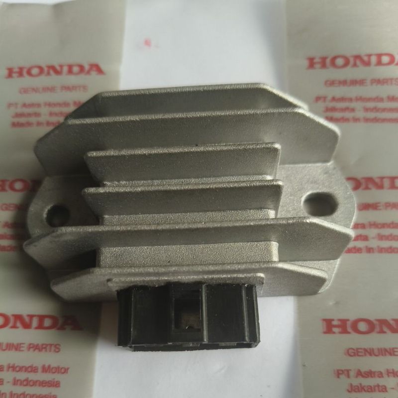 KIPROK REGULATOR HONDA CB 150 R OLD CBR VERZA ORIGINAL
