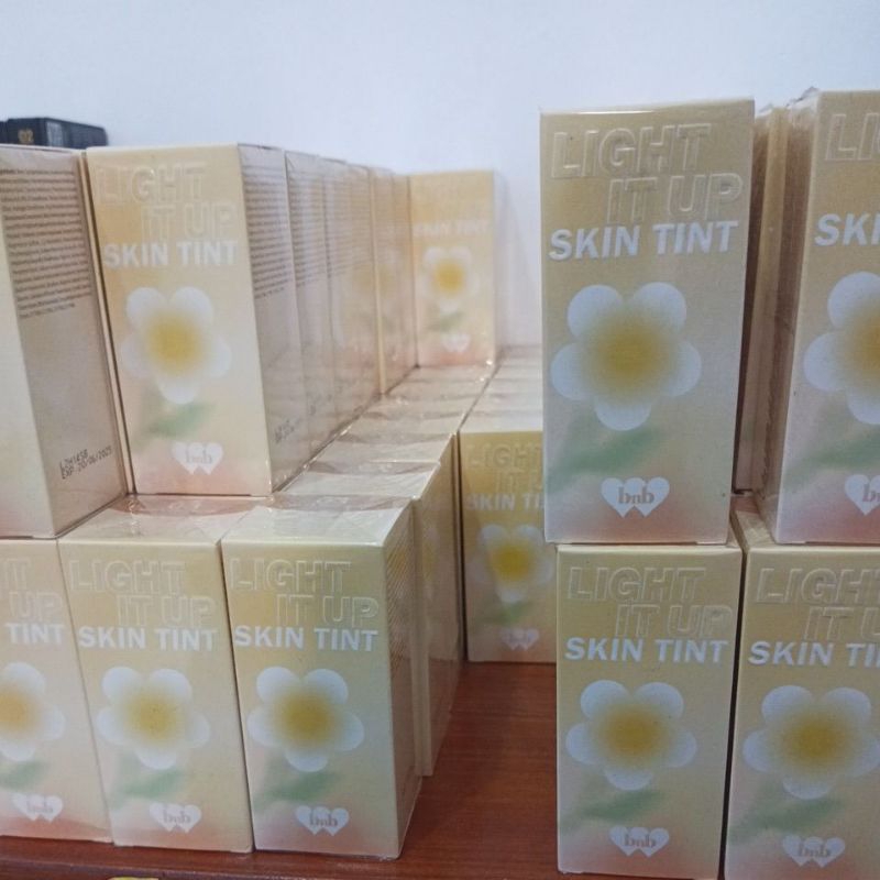 Light It Up Skin Tint BNB