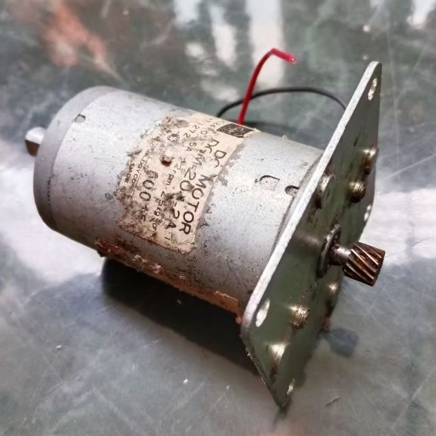 Dc Motor GGM Toshiba 24V - 2A - 4000rpm - double saft