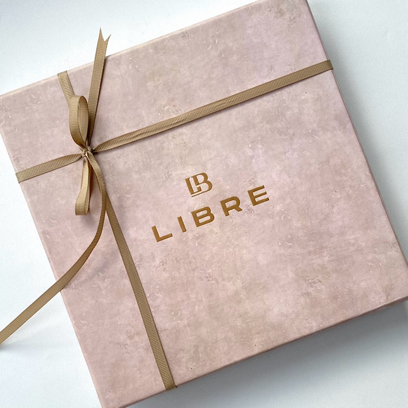 

Libre - Gift Premium Hard Box | Additional Exclusive Hard Box | Kotak Kado Hijab