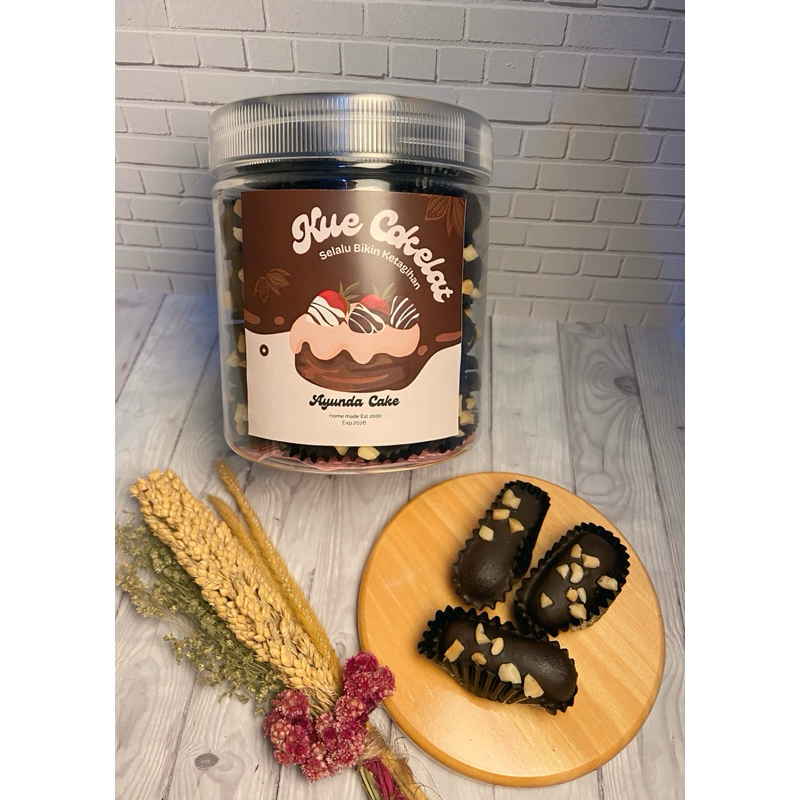 

Coklat Oval Kacang
