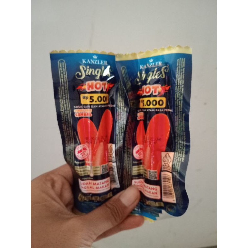 

sosis Kanzler murah kemasan mini ukuran 35gr harga ekonomis harga yg tertera per pc ya. variant rasa pedas