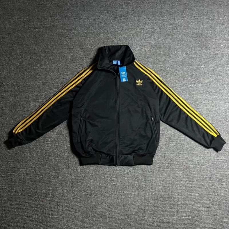 TRACKTOP ADIDAS HITAM LIST GOLD