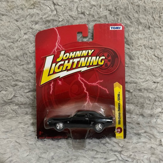 Johnny Lightning 1969 Chevy Camaro SS396 Hitam