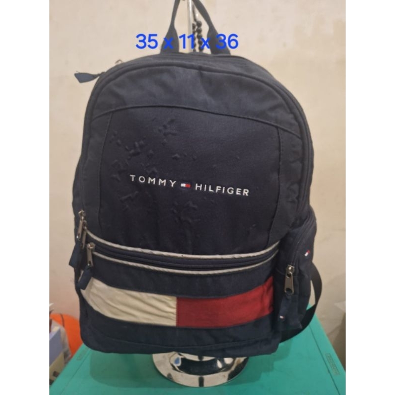 jRansel brandedTommy hilfigerUk 35 x 11 x 36Limited edition
Pemakaian pribadi