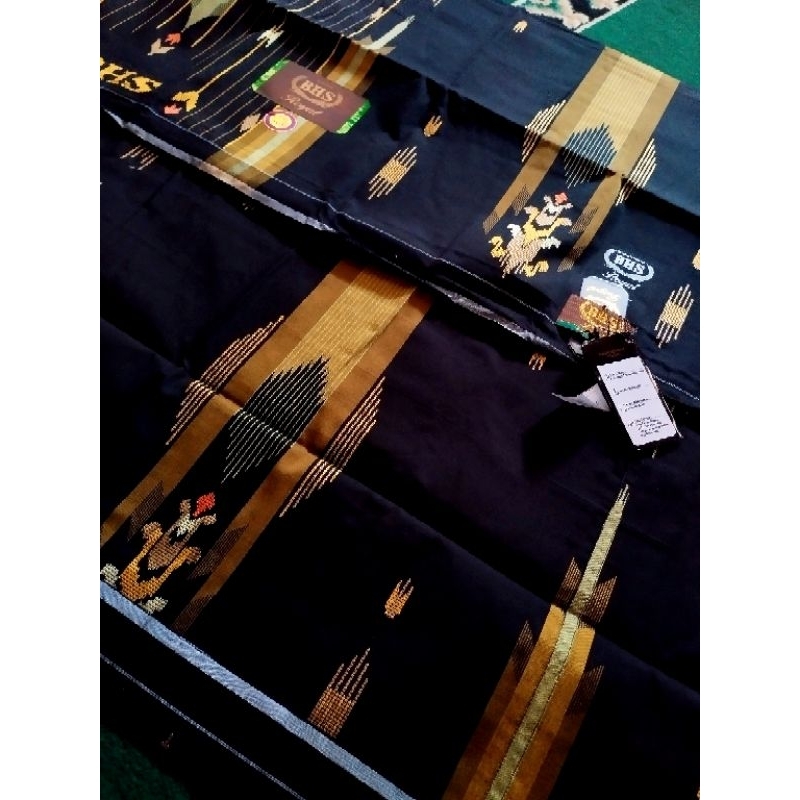 SARUNG BHS ROYAL GOLD MOTIF SGF HITAM EMAS