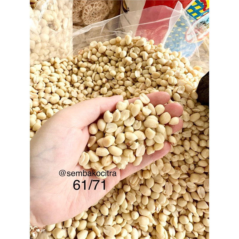 

Kacang Kupas Mentah Kecil 1kg (61/71)