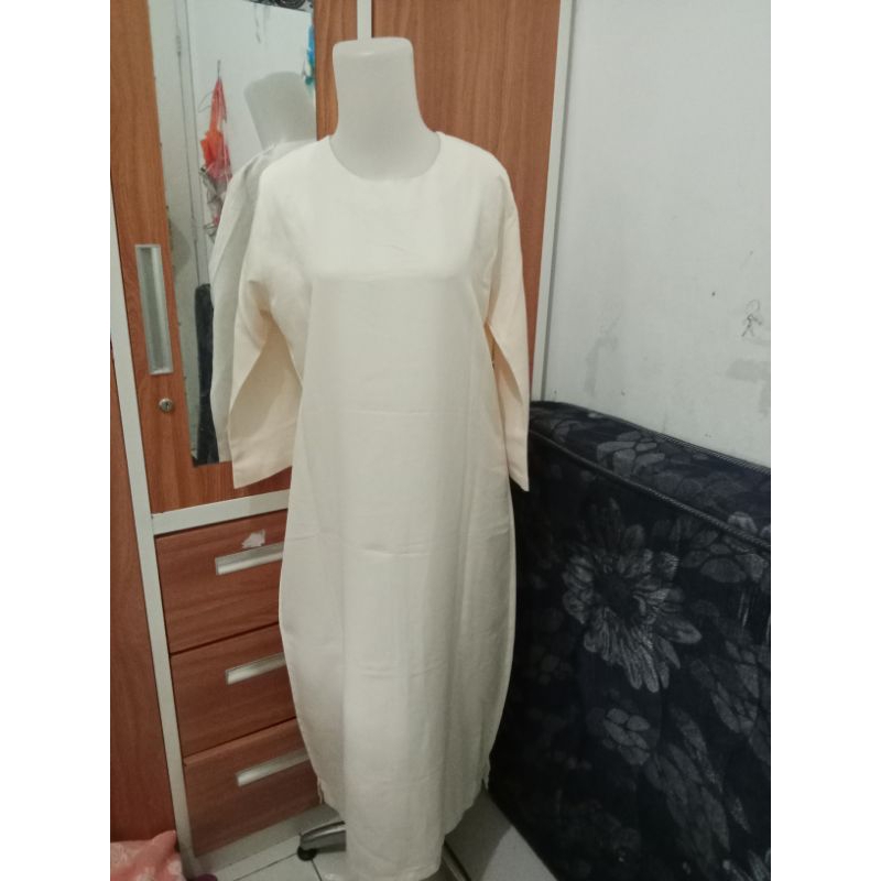 pl Gamis cream licin polos Cantik simple