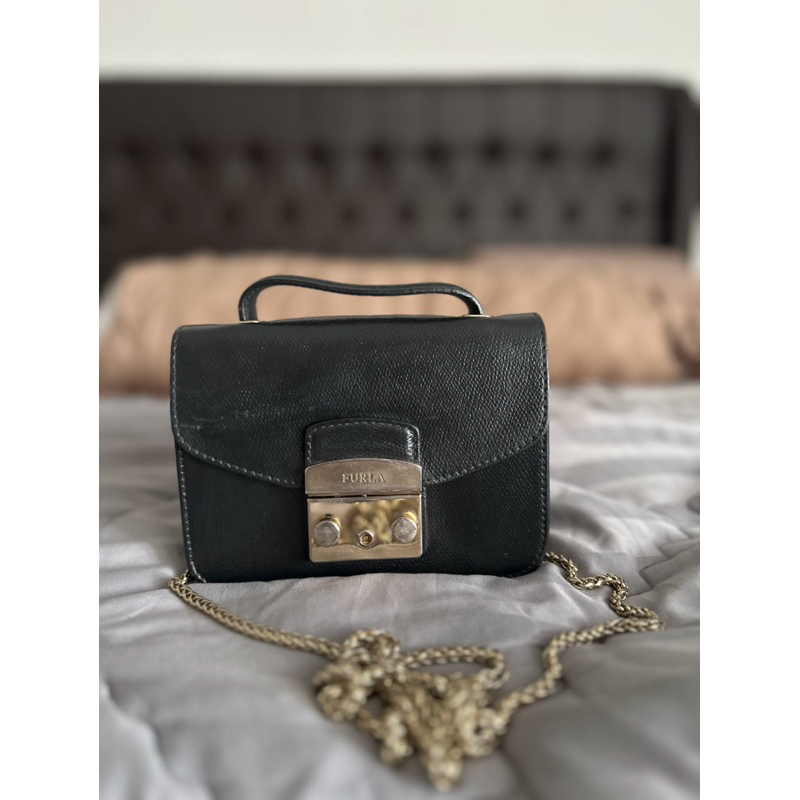 Preloved Furla Metropolis Mini Black with handle