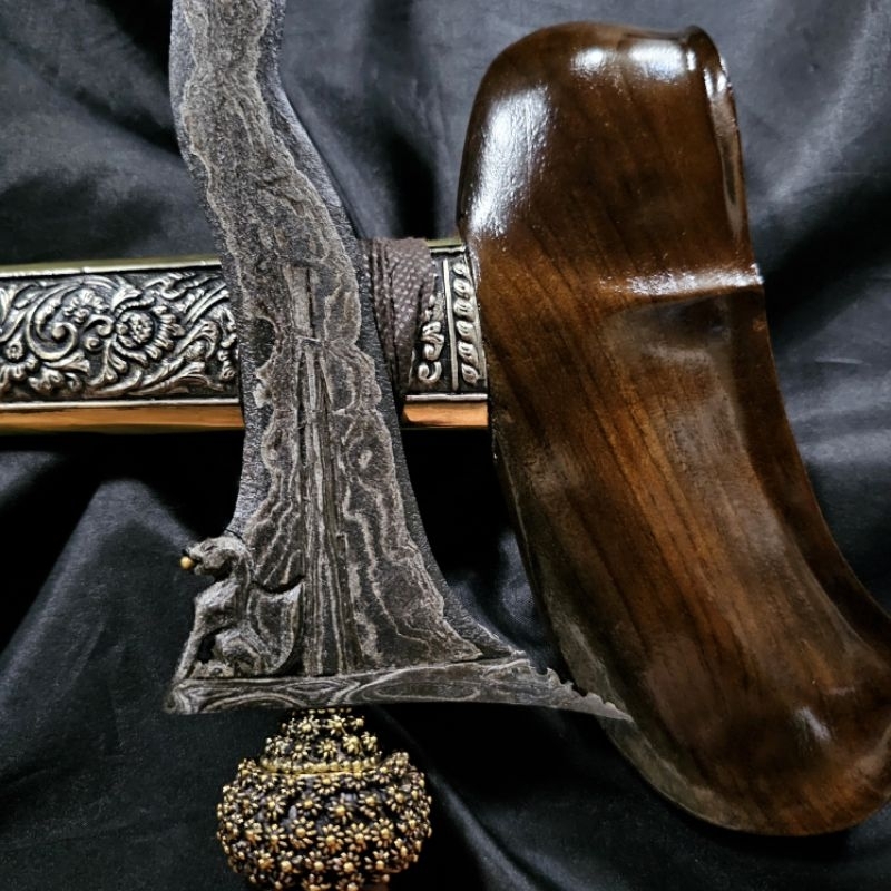 Keris Singo Luk 7 Pamor Melati