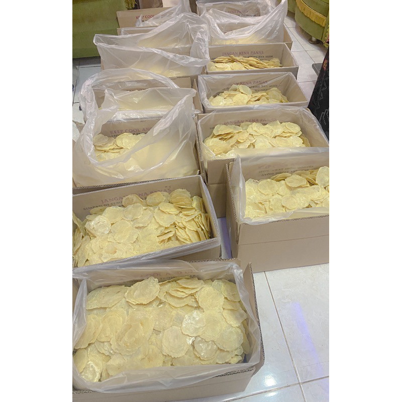 

EMPING MELINJO MENTAH 5 KG SUPER TIPIS KUALITAS SUPER