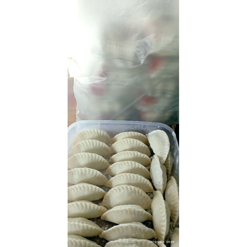 

Cireng gemoy isi ayam pedas hot