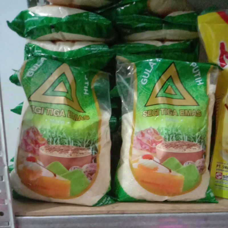 

GULA SEGITIGA EMAS 1 KG