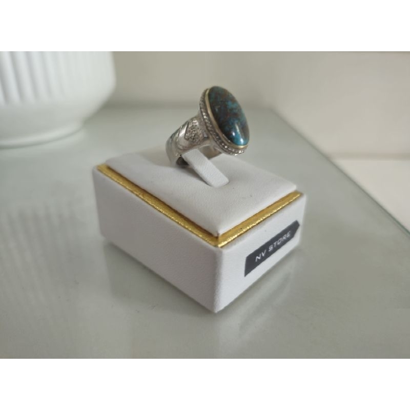 Batu pirus persia serat emas