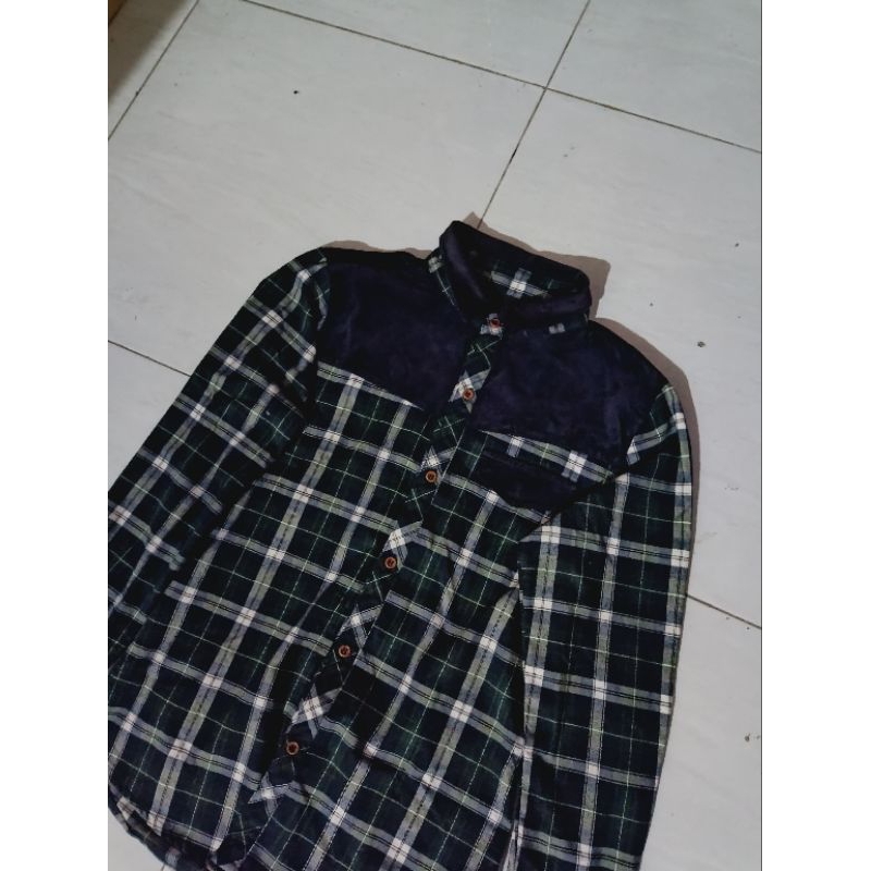 Kemeja flanel, sweater Converse, jimmy, mahagrid
