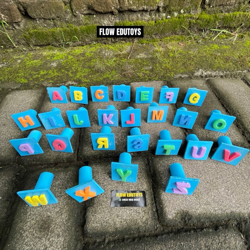 

Mainan Edukasi Stempel Huruf Abjad