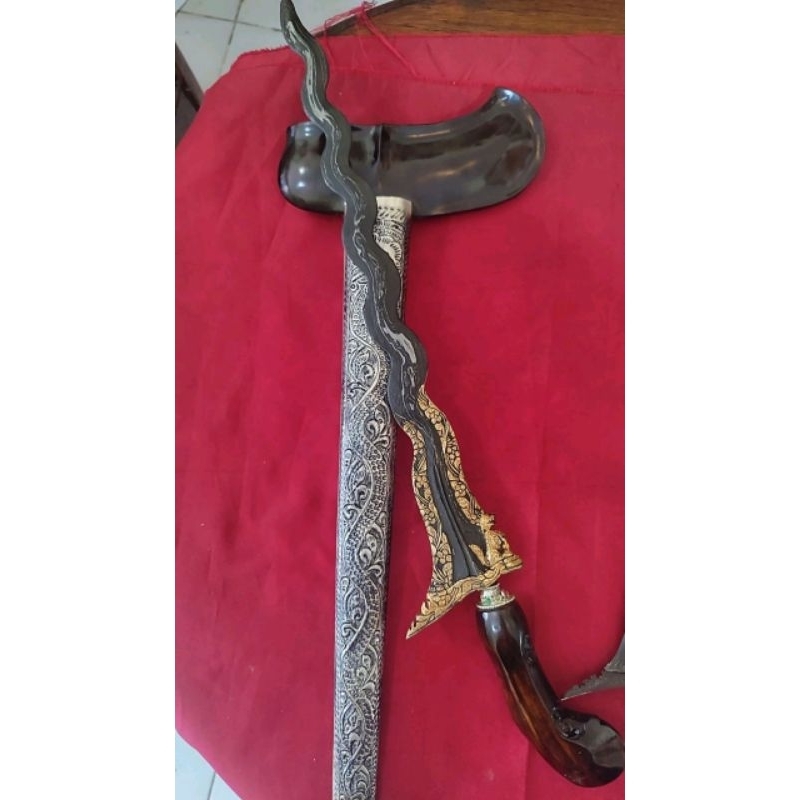 Keris Singo Barong Kinatah