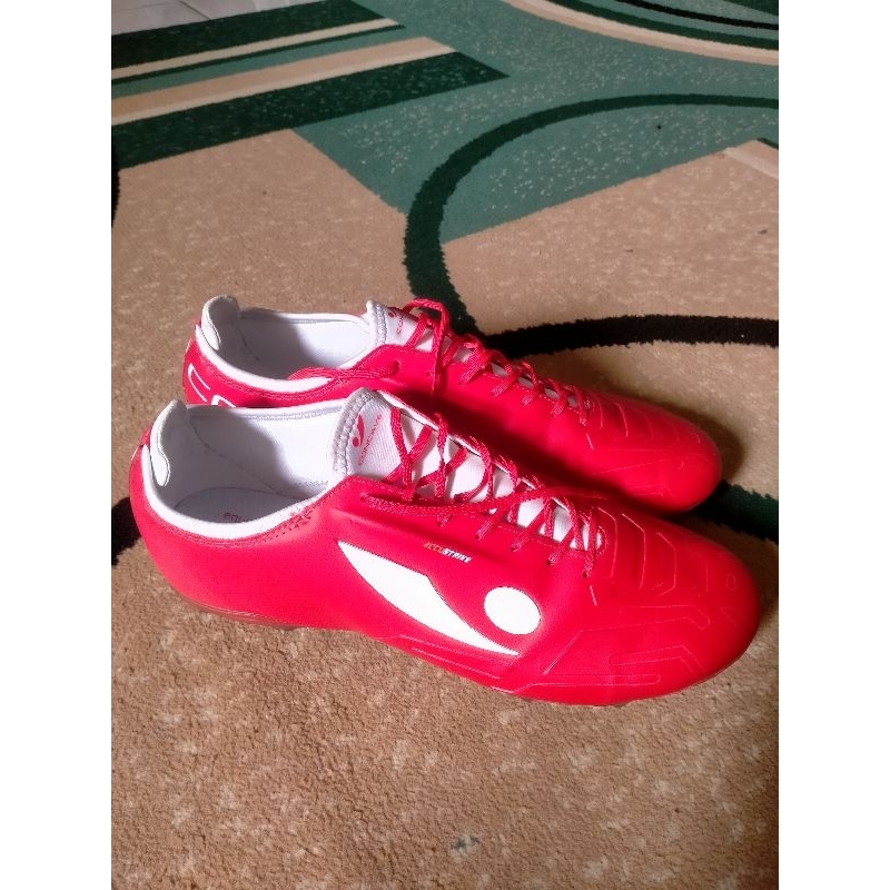 SEPATU BOLA CONCAVE NO 46 SECOND BEKAS ORIGINAL