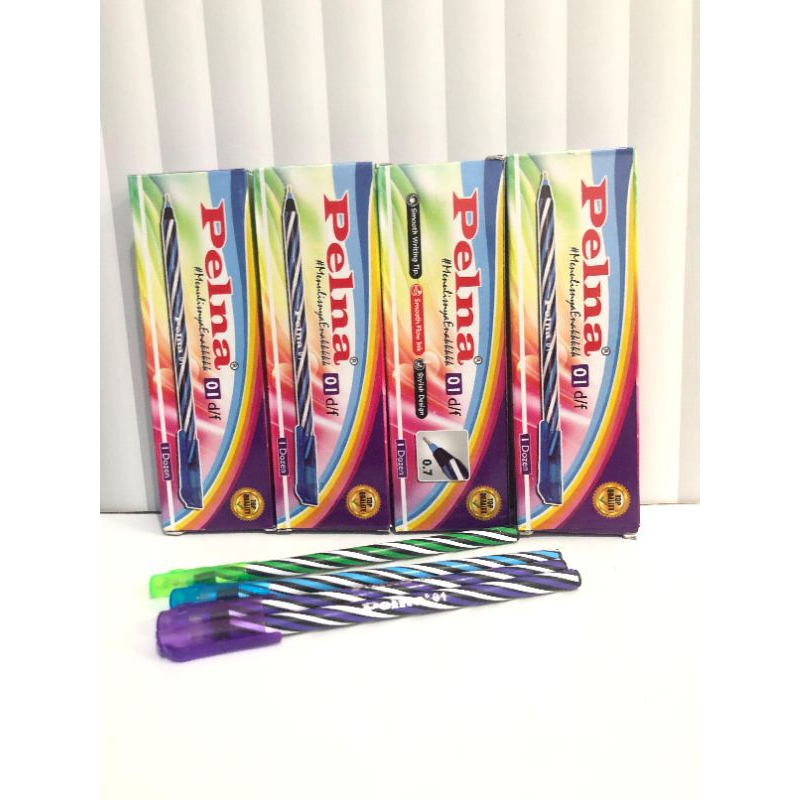 

Pelna Pulpen tinta hitam