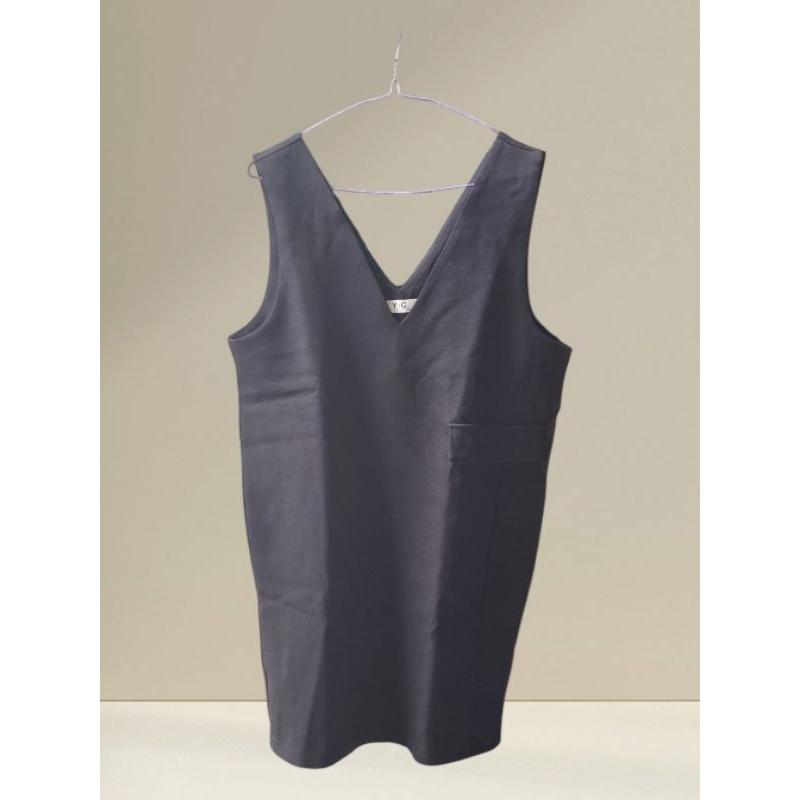 DR10 Mini Dress Polos Hitam Tanpa Lengan