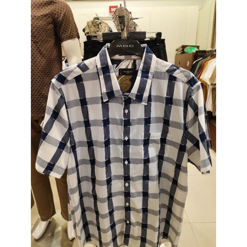KEMEJA PENDEK KOTAK MOC