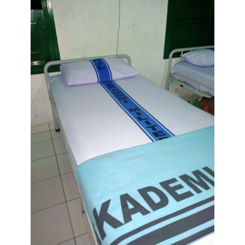 Selimut Taruna Akmil dan Sprei Taruna Akmil