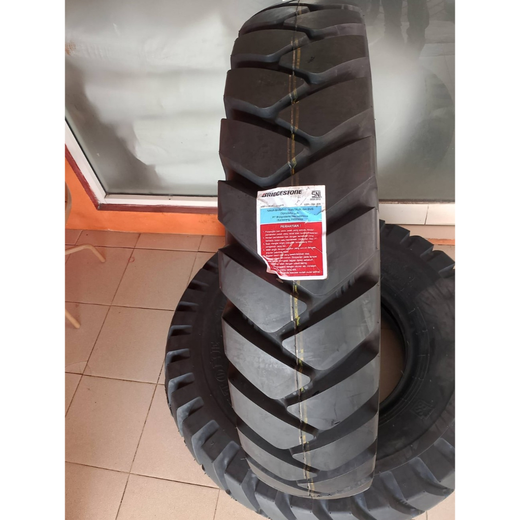 BRIDGESTONE VLUG 1000-20 BAN LUAR SAJA