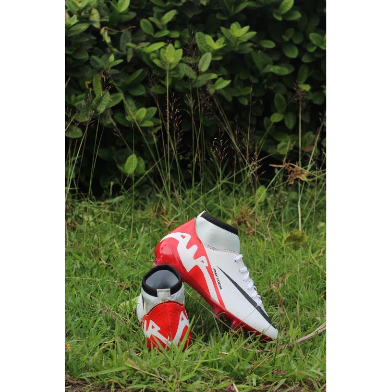 sepatu sepakbola anak size 32-38, sepatu bola umur 12-15tahun sepatu junior terbaru