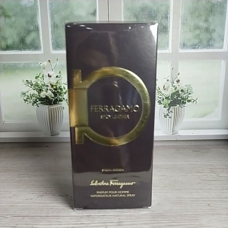 Salvatore Ferragamo spicy leather pour homme