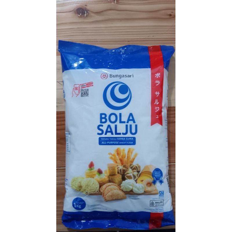 

tepung terigu bola salju 1 kg