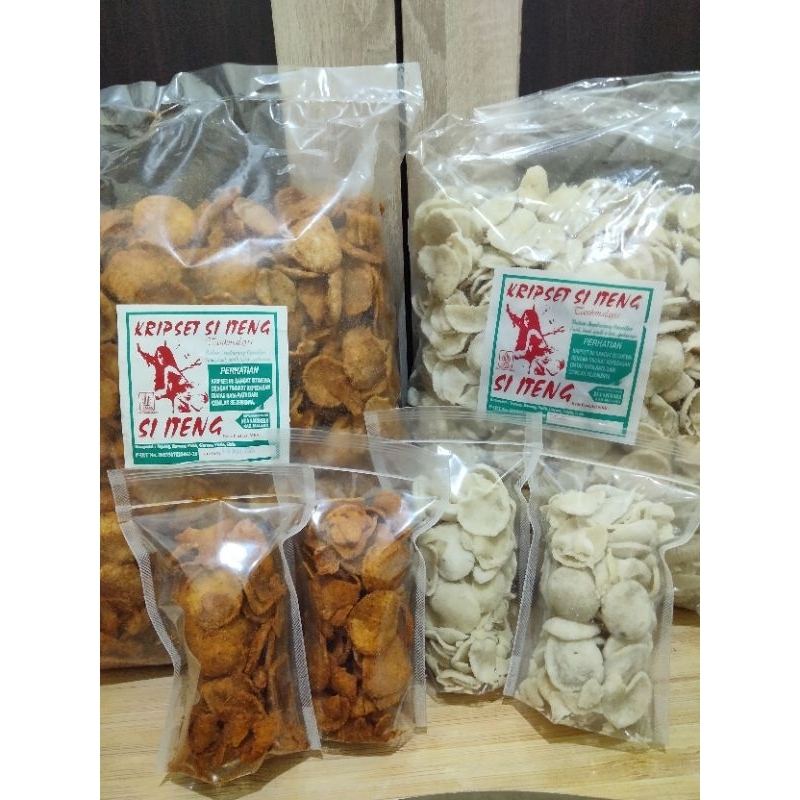 

KRIPIK SI ITENG /KRIPIK SETAN (pedas,asin,cabe hijau) 250gram-100gram