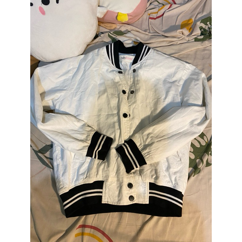 Jaket Bomber rubylicious