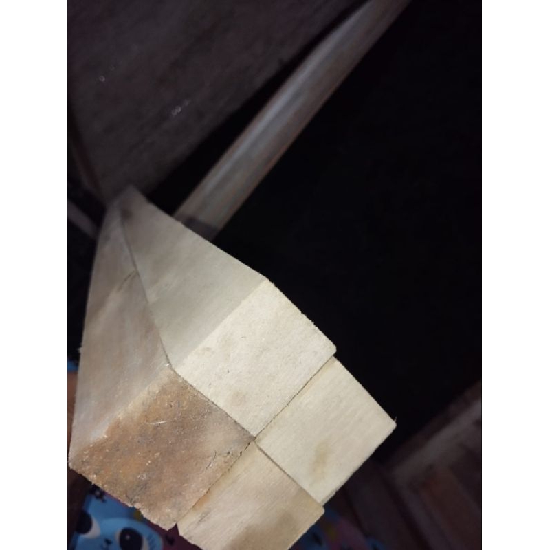 Kayu 4x4 cm kayu kaso 4x4cm panjang 2meter sudah di serut