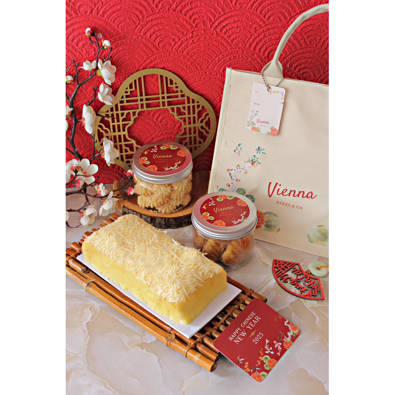 

CNY Hamper - Bolu Jadul & Cookies Vienna