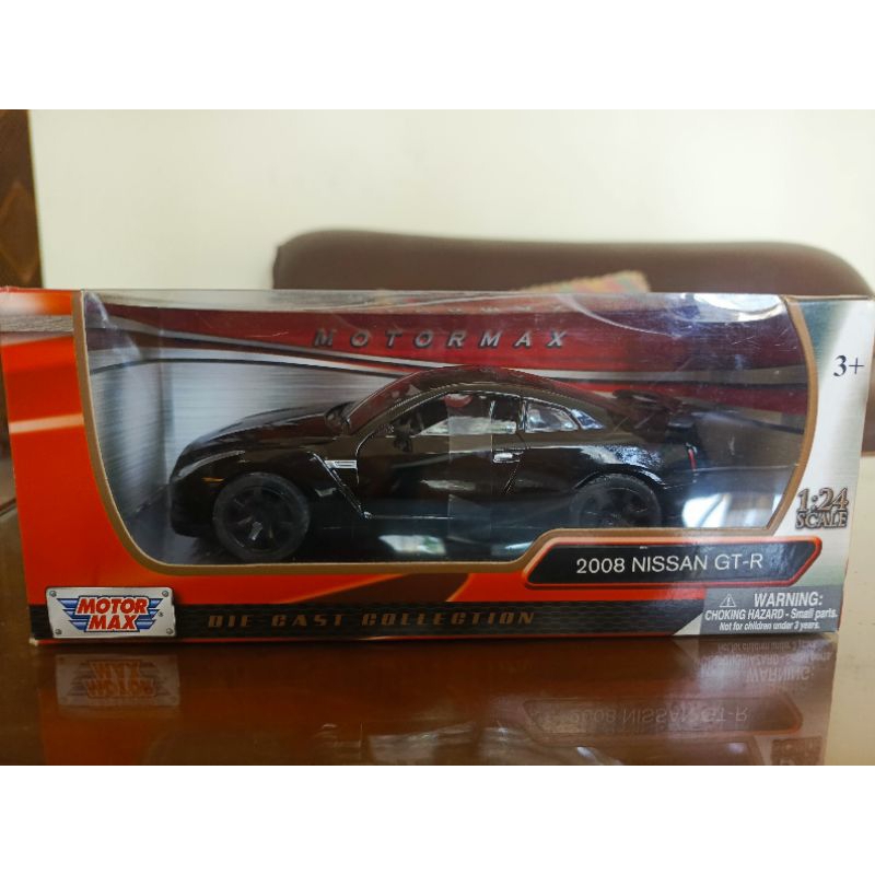 motormax nissan gtr 1/24