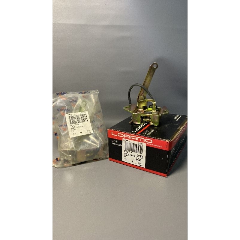 Door Lock Bagasi Avanza Belakang