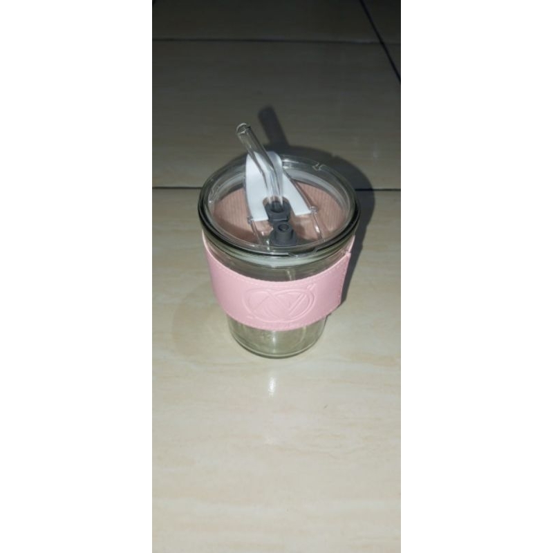 tumbler gelas kaca warna pink