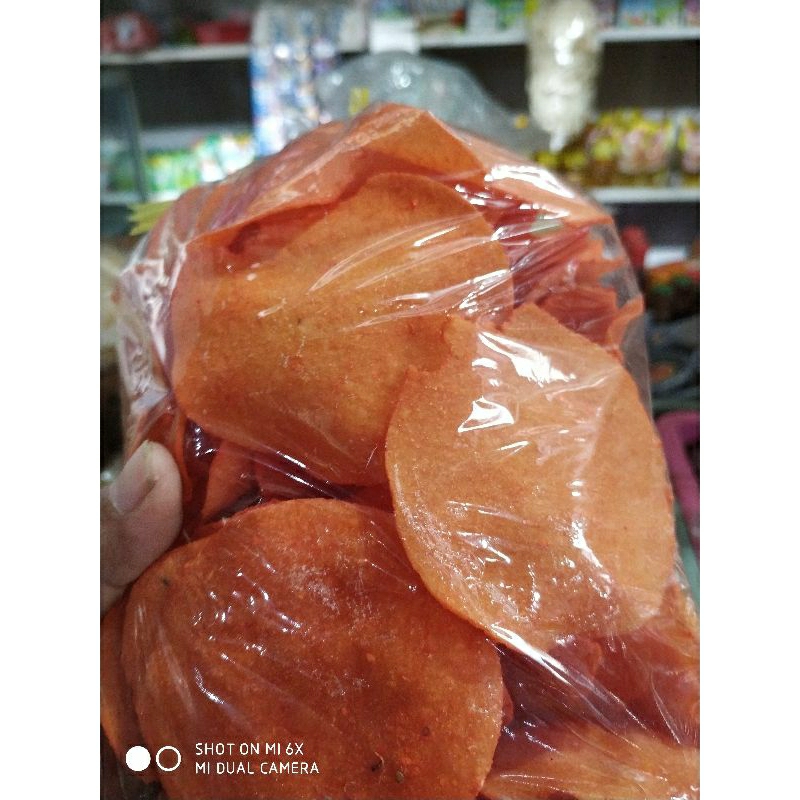 

Krupuk kentang balado mentah 500 gr