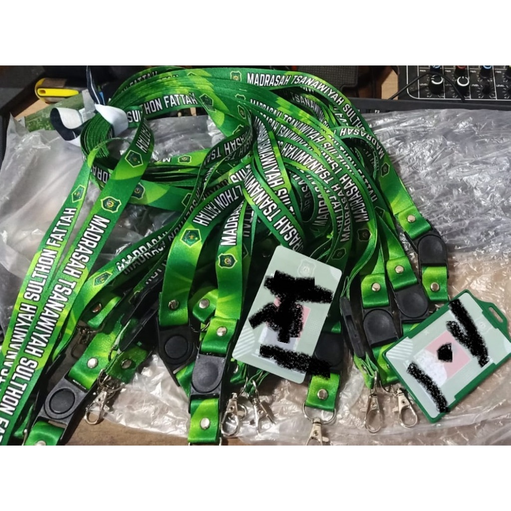 

TALI LANYARD FULL PRINTING DESAIN SUKA SUKA