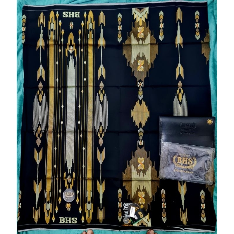 BHS Masterpiece gold