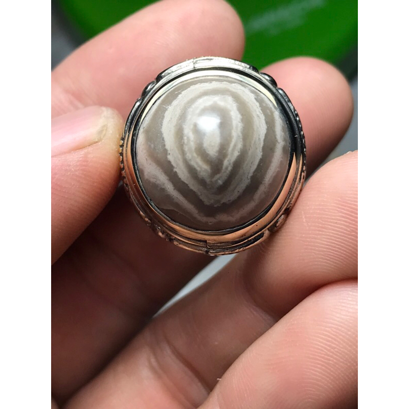 jasper pusar bumi mata langka unik