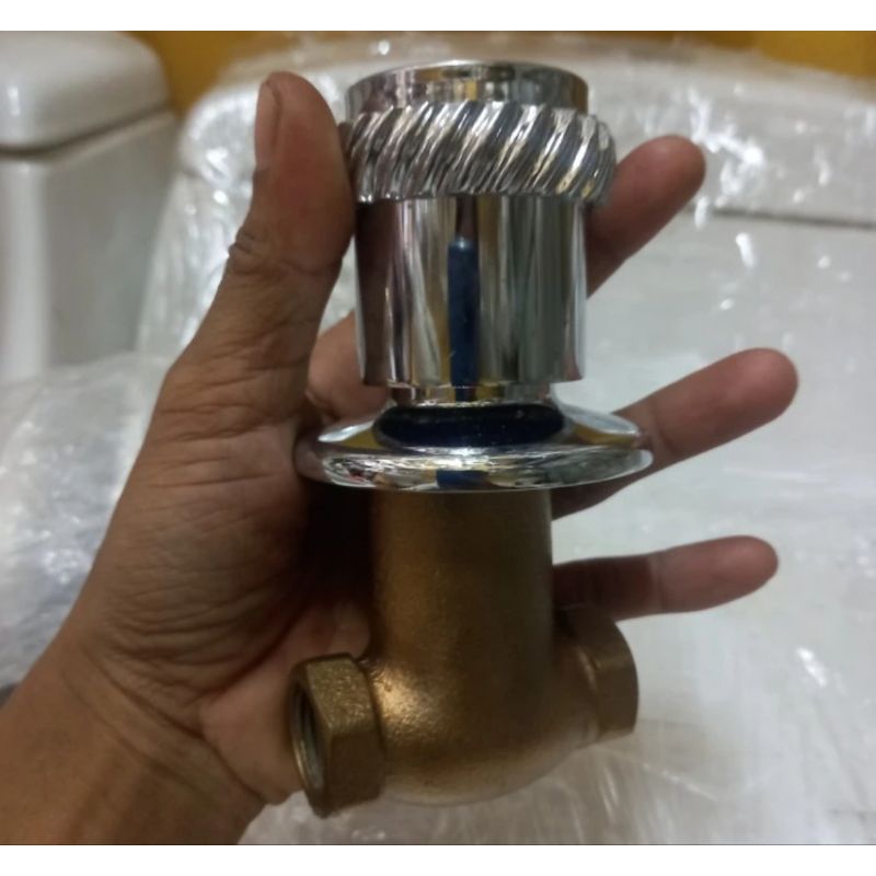 Kran Tanam Toto (Clod)