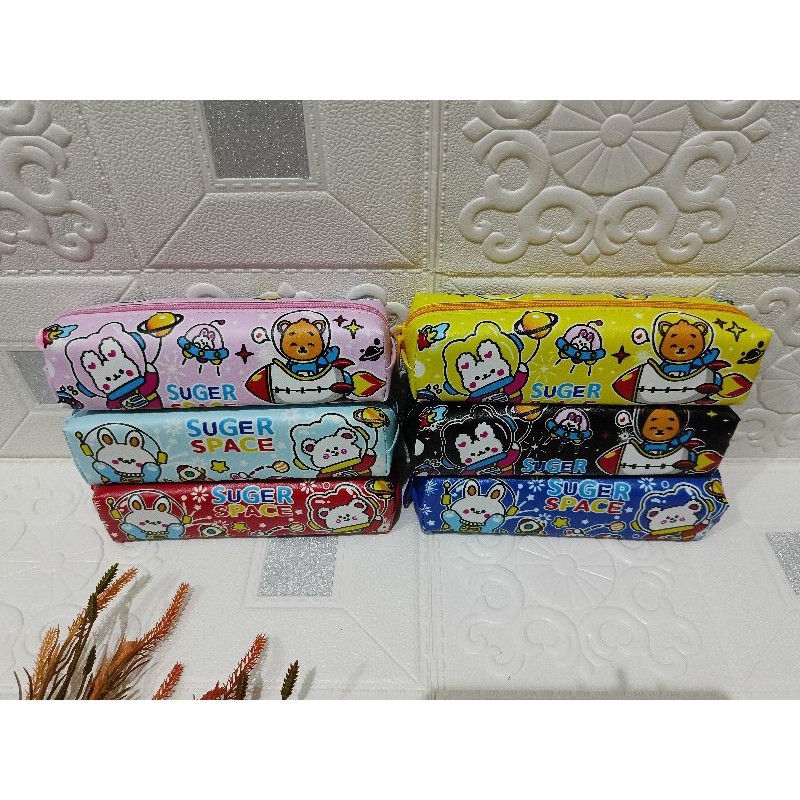 

Tempat Pensil Tepak Pensil Motif Sugar Space Terbaru