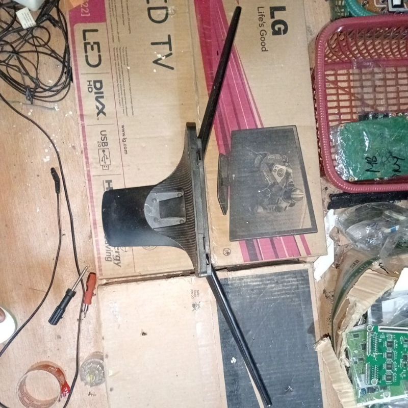 Kaki TV Samsung 43J5100